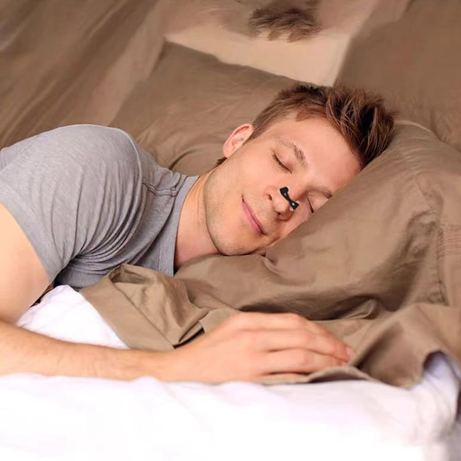 30 Pairs Magnetic Nose Strips for Snoring Relief,Anti Snoring Nasal Strips to Improve Breathing & Sleep Quality,Reusable Nose Strips for Men & Women image number 4