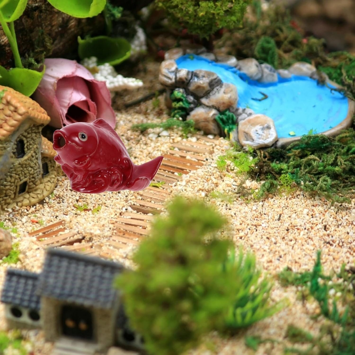 Polished Ceramic Carp Fountain Spray Nozzle Garden Accessory Unique Fish-Shaped Lawn Ornament for Outdoor Patio Courtyard Decoration image number 1