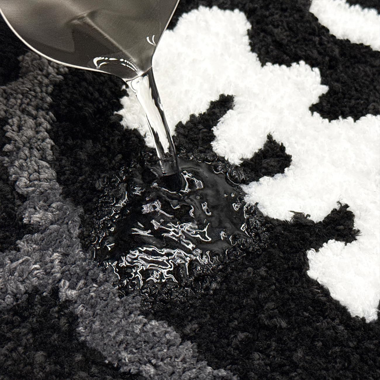 Shovagy Trippy Happy Face Rug Cool Rugs Tufted Quick Dry Bath Mats for Bathroom Non Slip Bath Mat Water Absorbent 3.3FT Black Bathroom Rugs Halloween Gothic Ghost Skull Horror Decor Carpet image number 2