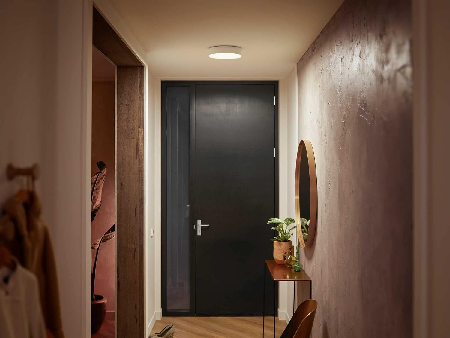 Philips Hue Enrave White Ambiance Smart Ceiling Light [Small], White. Compatible with Alexa, Google Assistant and Apple Homekit image number 3