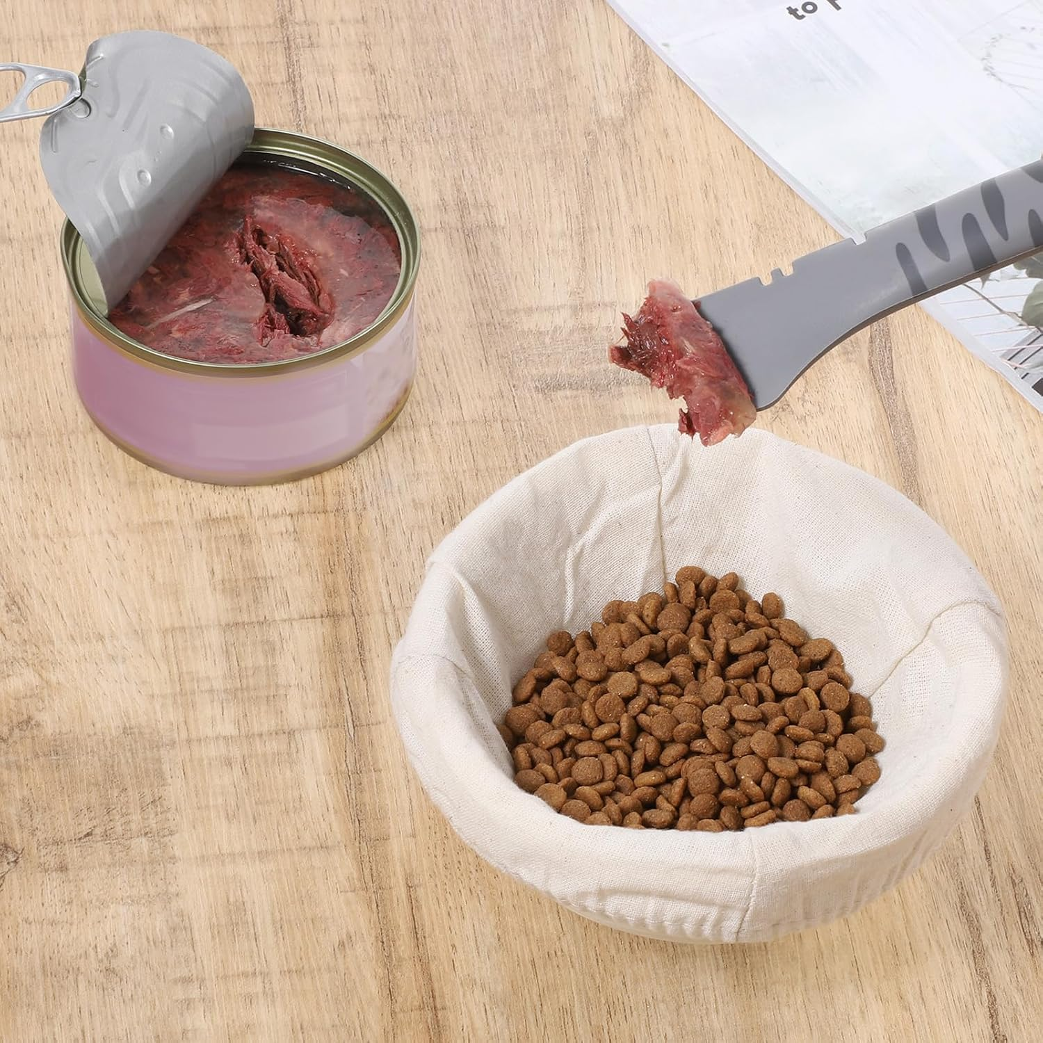 Silicone Cat Paw Scoop, 2 Pcs Multi-Purpose Cute Paw Can Opener Wet Food Spatula, Silicone Cat Can Opener Spoon with Cute Paw Shape image number 1