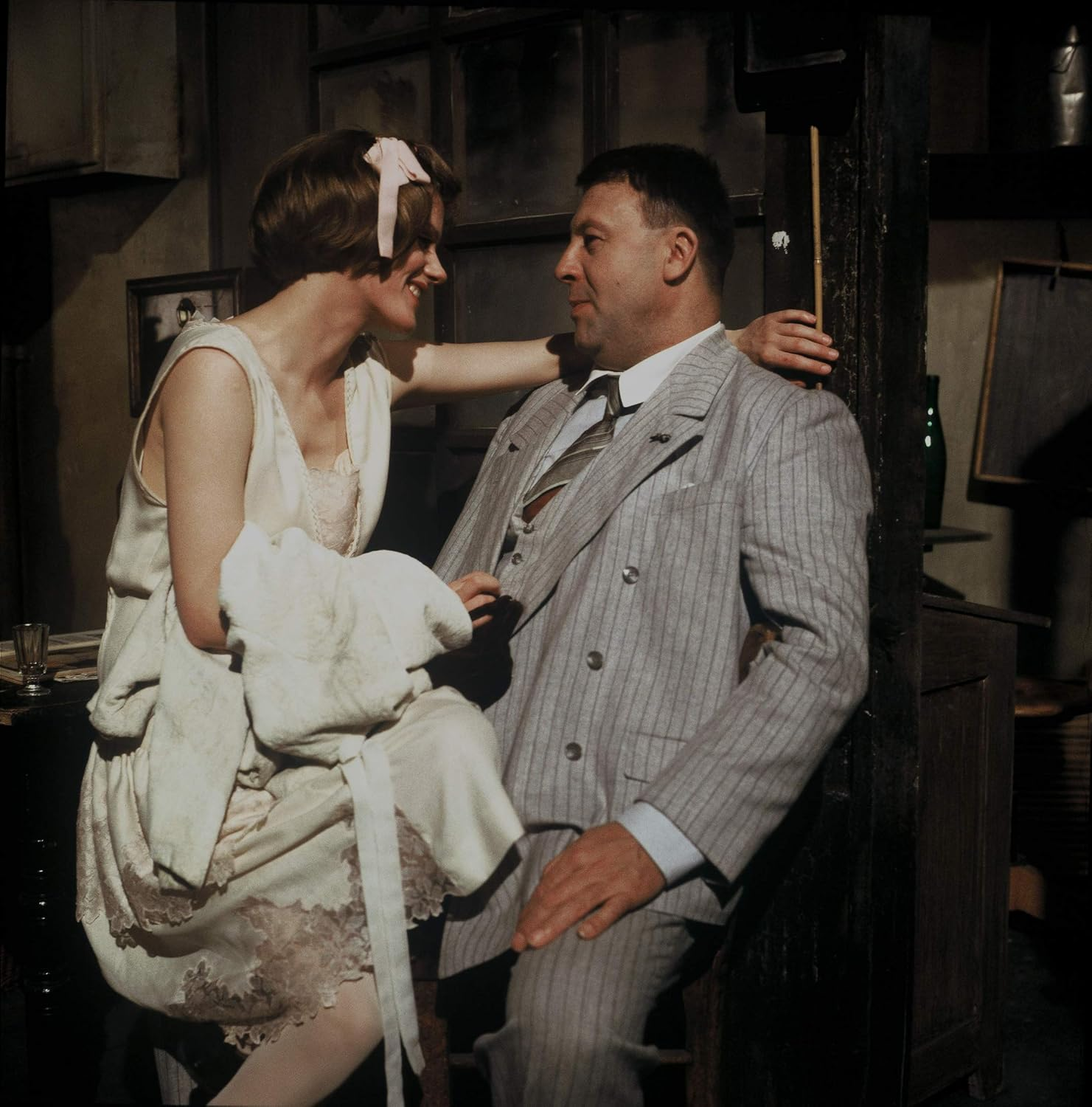 Berlin Alexanderplatz (The Criterion Collection) image number 2