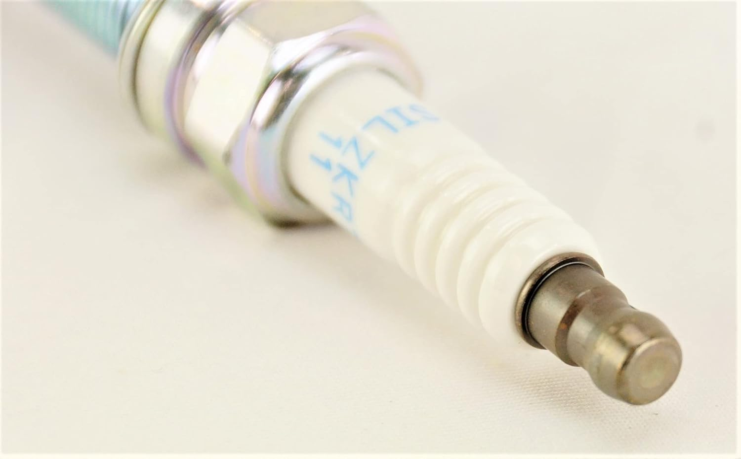 NGK (9723) SILZKR7B11 Spark Plug - Pack of 4 image number 2