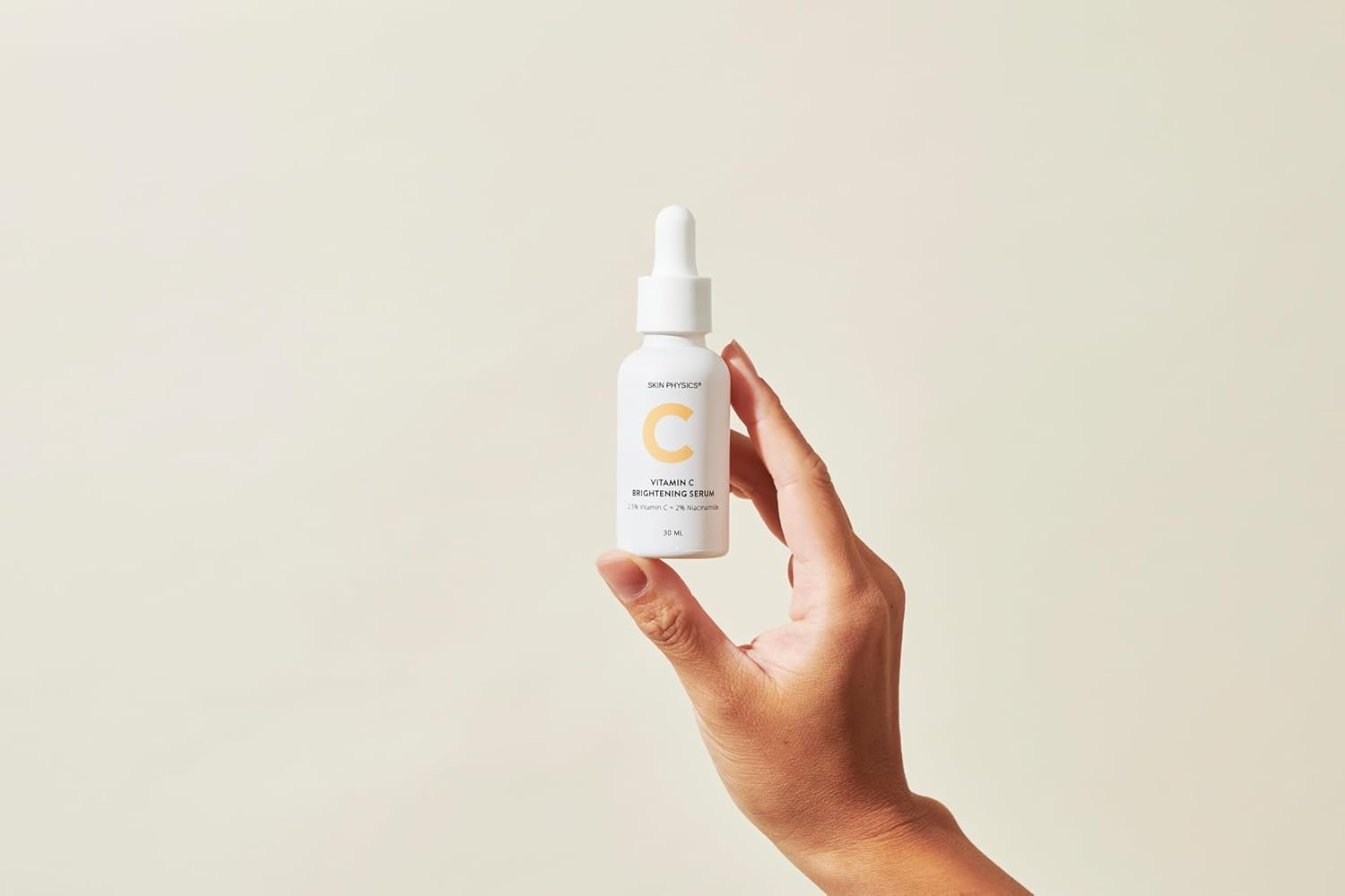 Skin Physics Vitamin C Face Serum with Niacinamide(Vitamin B3),Dual-Vitamin C Complex,Brightening Serum for Dullness,Wrinkles & Uneven Skin Tone,Blemishes,Enlarged Pores,Signs of Ageing-30Ml image number 3