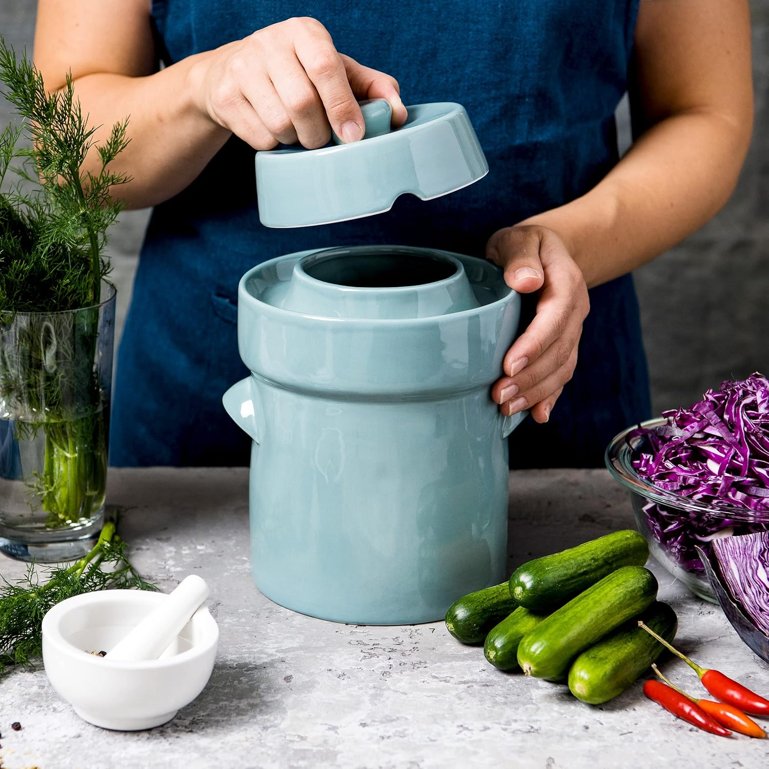 Fermentation Crock Jar Sauerkraut Crock - Onggi Kimchi Pot 2L (0.5 Gallon) Ceramic Fermenting Crock with Glazed Weights for Fresh Chinese Pickle, Kimchi & Kombucha - Stoneware Pickling Crock image number 2