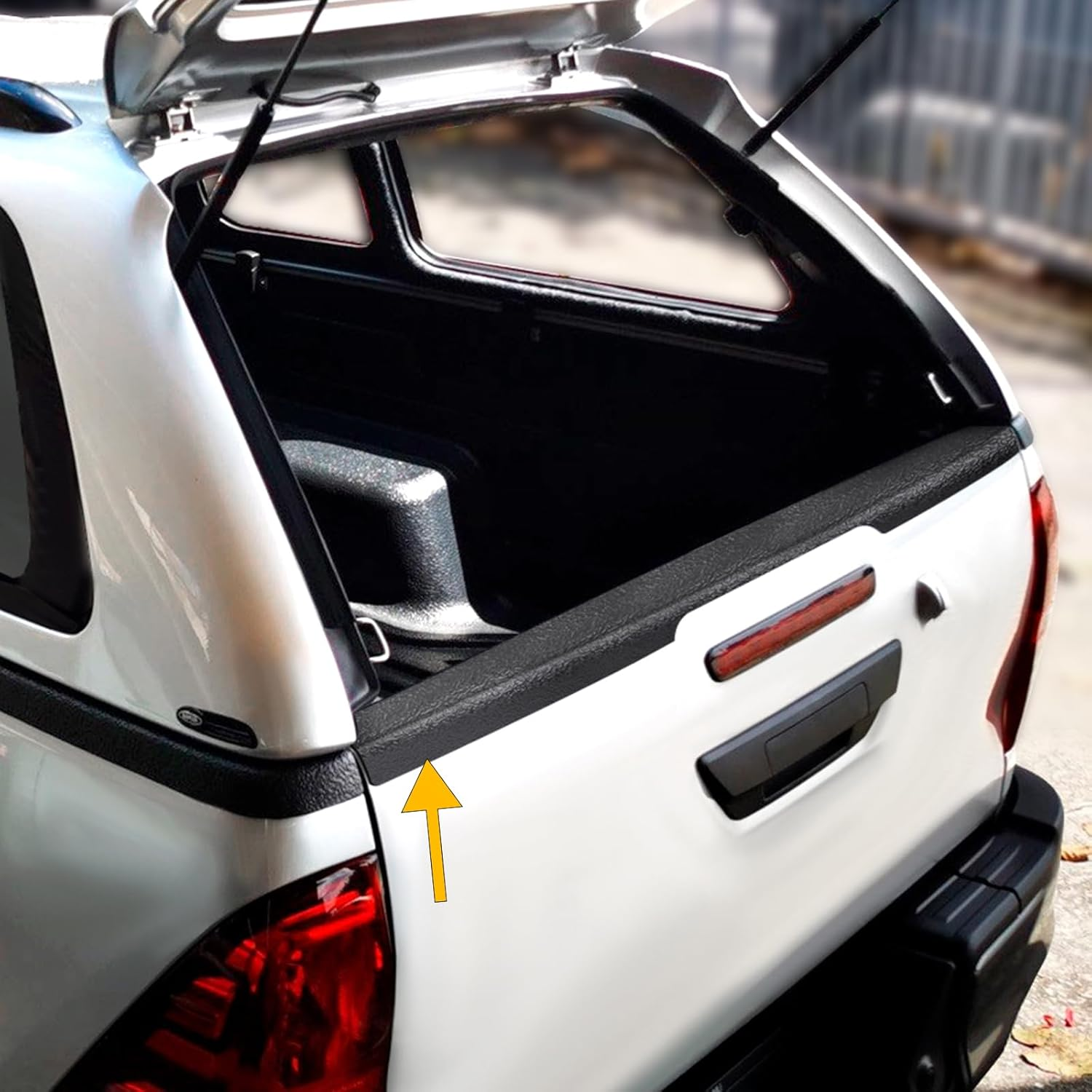 SUERAUTO4X4 Tailgate Protector Rail Guard Cap Cover for Toyota Hilux 2021-2025 N80 Facelift Accessories, Textured Matte Black Rear Tailgate Cap Cover Trim Car Exterior, 1PC image number 2