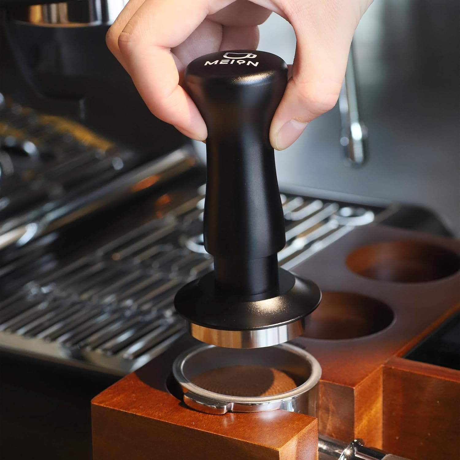 MEION Espresso Tamper 53.3Mm Coffee Tamper, Calibrated Dual Spring Loaded Barista Tamper with Stainless Steel Base, Comes with Aluminum Storage Pad (53.3MM, Black) image number 4