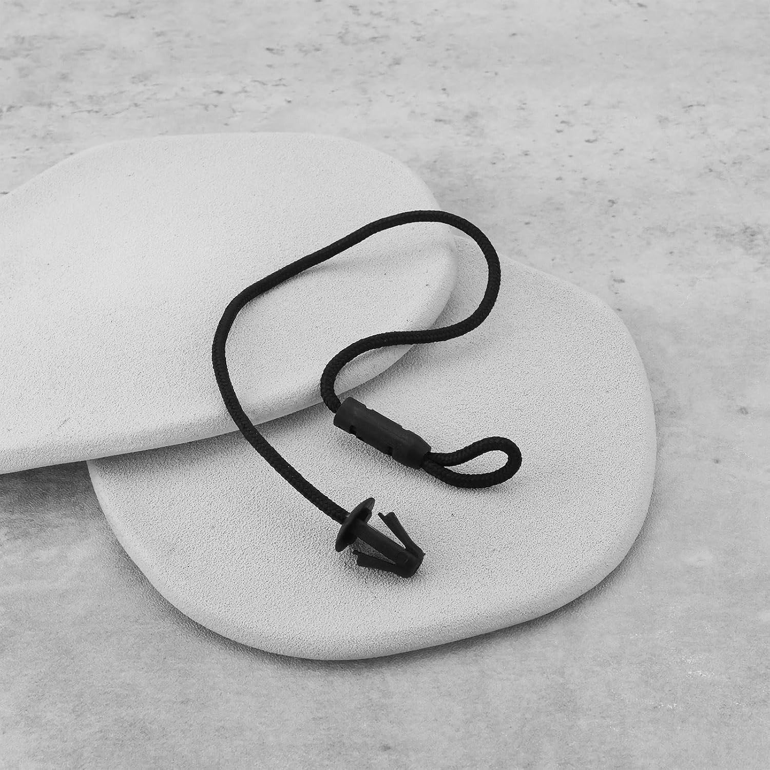 SING F LTD Car Trunk Cover and Parcel Shelf Retaining Strap 5JJ863634 Compatible with Skoda Rapid 2011/10-2021/12 image number 2