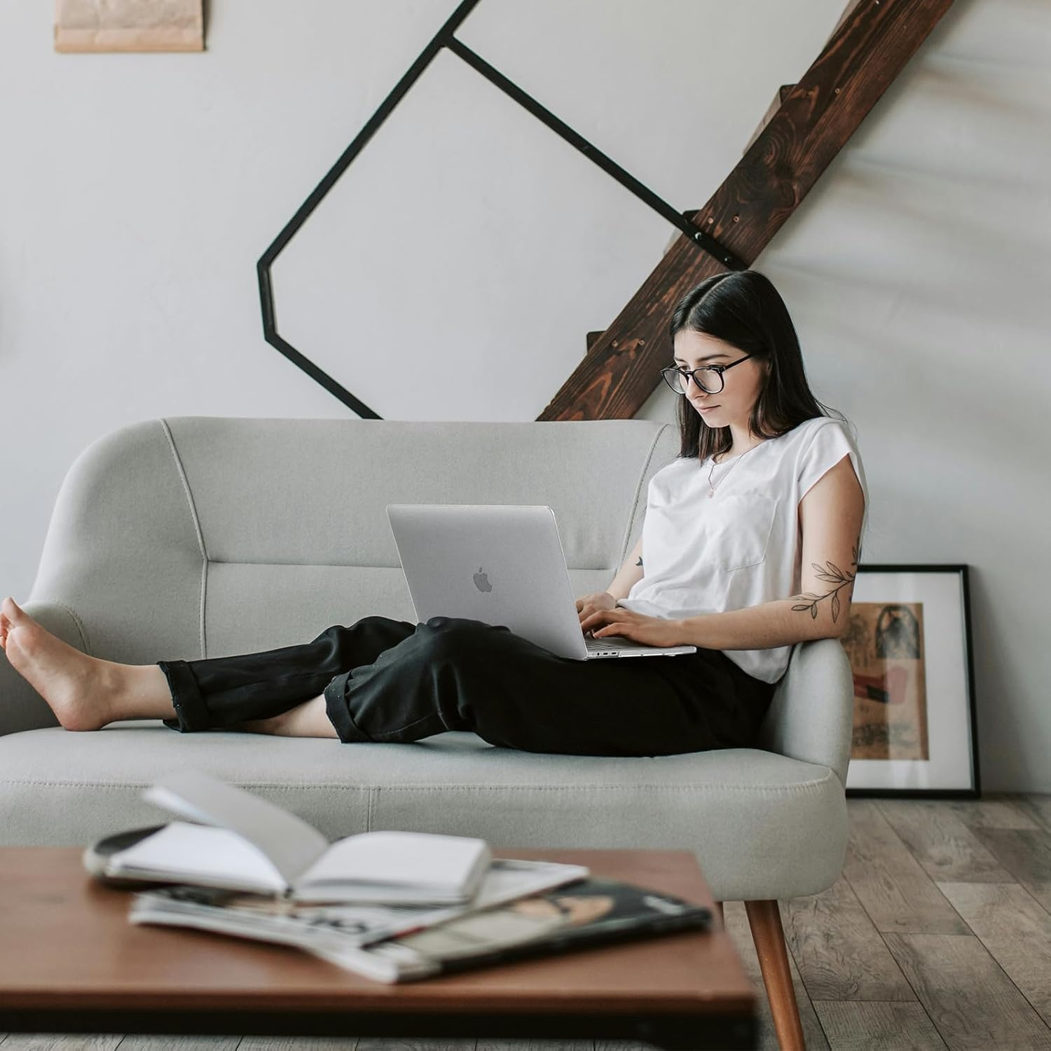 Eoocoo Compatible with Macbook Pro 13 Inch Case M2 2025 2024-2016 Release M1 A2338 A2289 A2251 A2159 A1989 A1706 A1708 Protective Hard Case with Keyboard Cover, Screen Protector - Crystal Clear image number 5