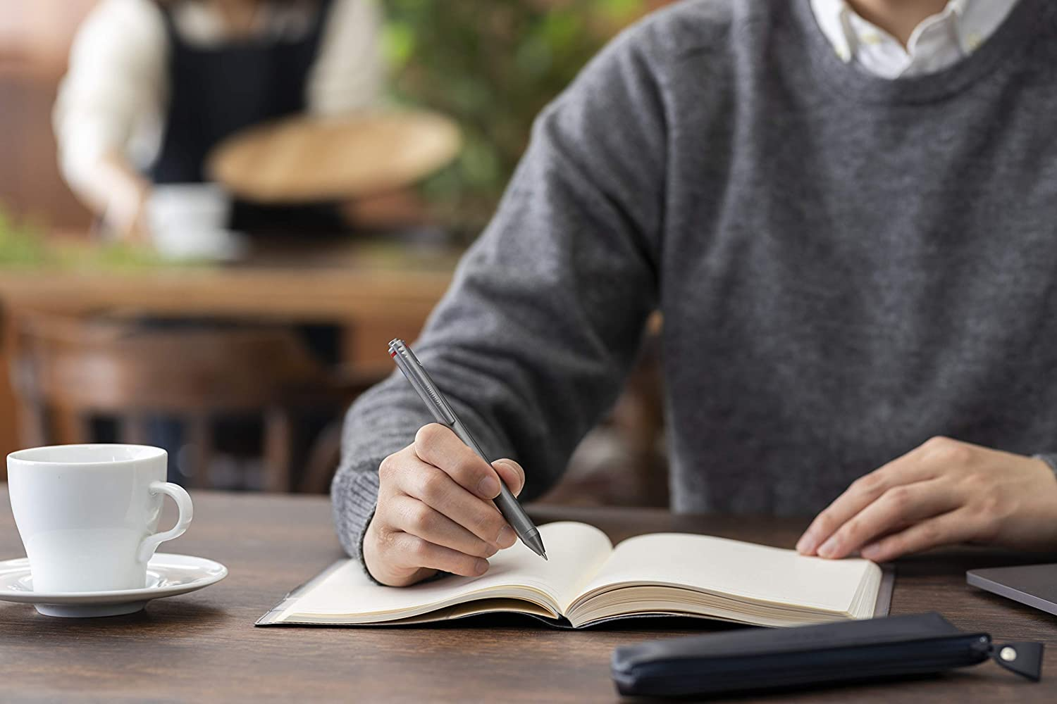 Rotring Multi-Function Pen, Four-In-One, 0.5Mm Mechanical Pencil with Black/Red/Blue Ballpoint Pen in Triangle Package (502-700F) image number 3