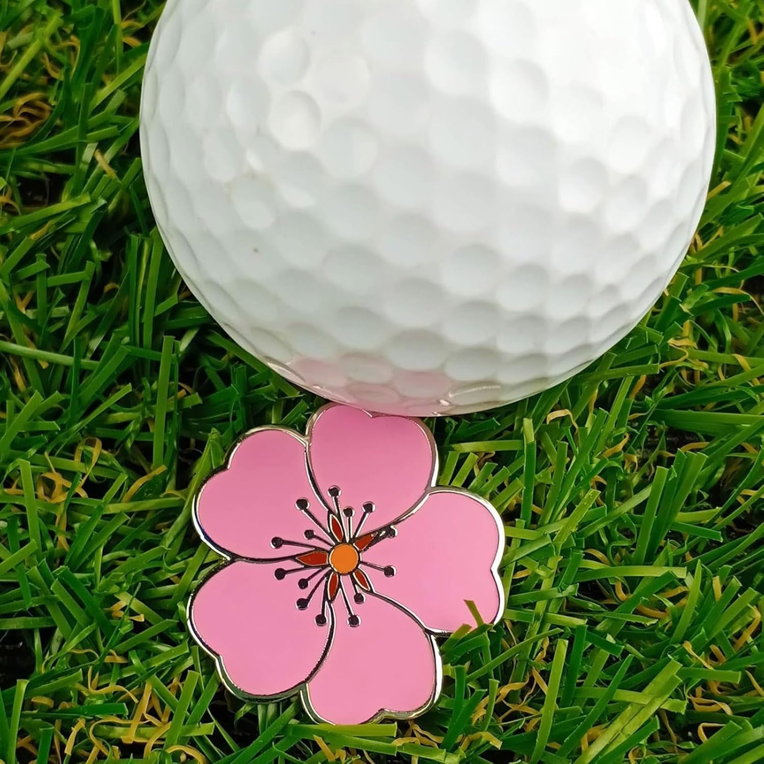 ENERKEEN Flower Golf Ball Marker with Golf Hat Clip for Your Friend Magnetic Golf Ball Markers Golf Gifts for Women Golf Marker Magnet image number 1