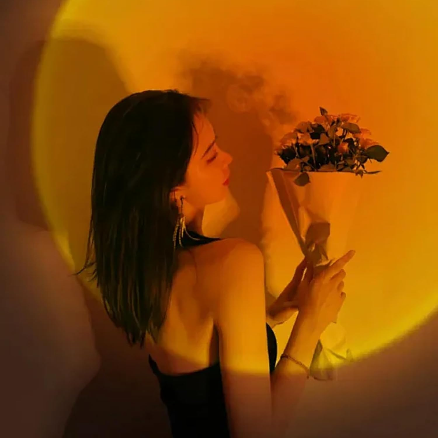 VIPMOON Sunset Lamp Projection with App Control 16 Colors Changing 360&deg; Rotation Sunset Projector Modern Floor Stand Night Light for Gift, Selfie, Bedroom, Photography, Party-Metal Aluminum image number 3