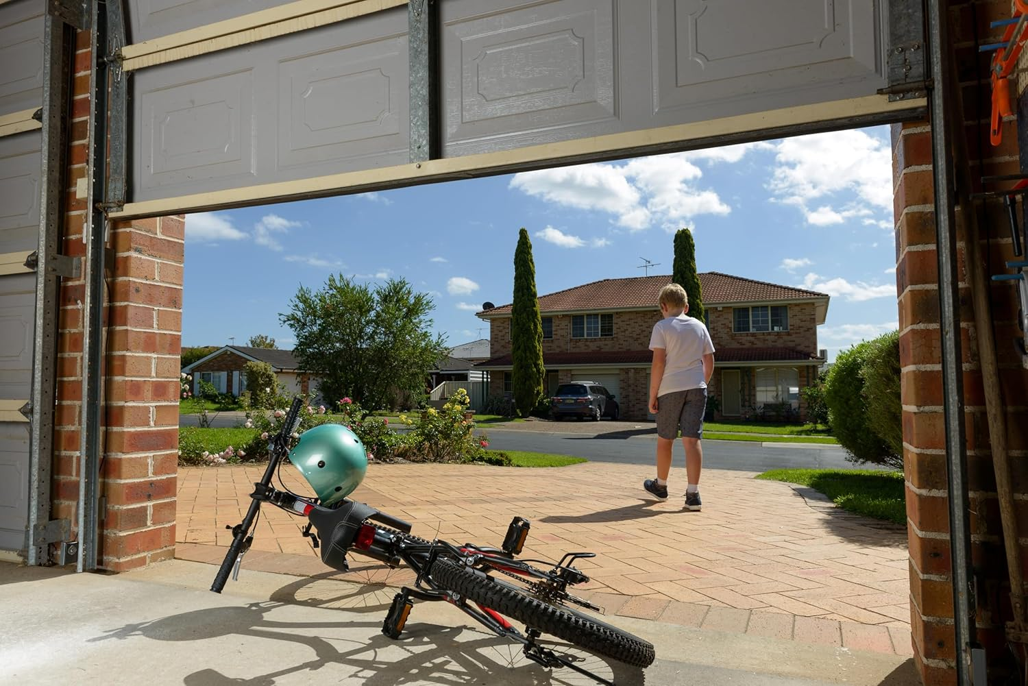 Chamberlain 774AML Obstruction Detection Garage Door Safety Beam for Smart Garage Door Opener - Infra-Red with Rust-Resistant Brackets, Indicator Lights, 1 Year Warranty - Black image number 4