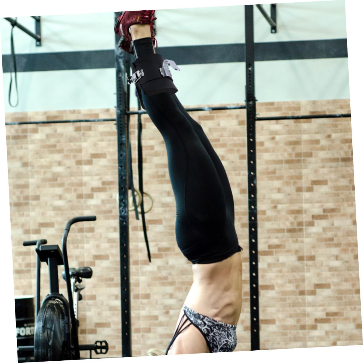 Anneome Gravity Inversion Boots Hanging Pull up Ankle Gravity Boots for Inversion Therapy Fitness Equipment Home Gym Recovery Training