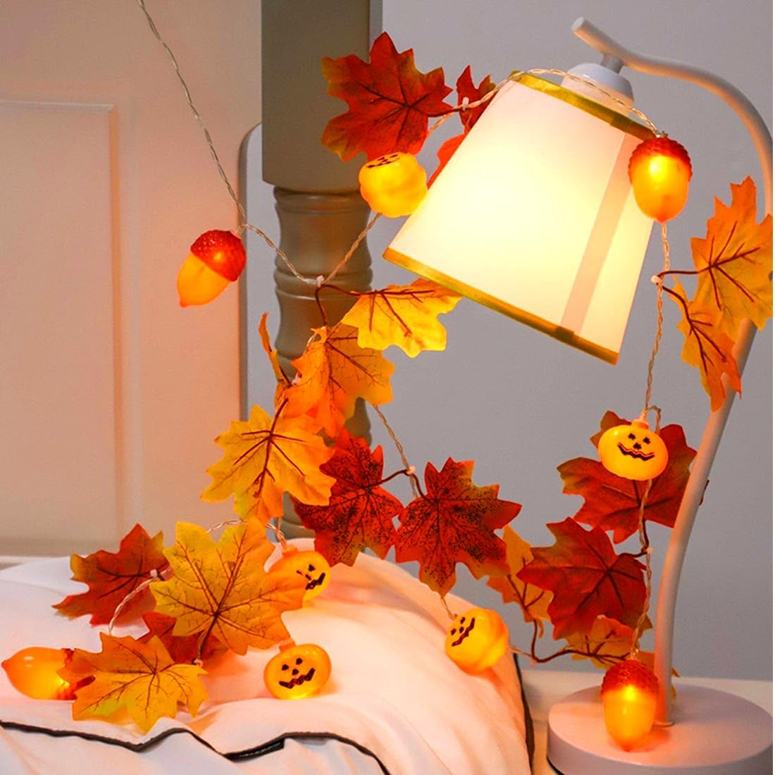 Autumn Fairy Lights, 1.5 M, 10 LED Maple Leaves Acorns Fairy Light, Fairy Lights, Battery for Decorating Windows, Doors, Tables, Autumn Decoration, Thanksgiving, Halloween, Christmas Decoration image number 3