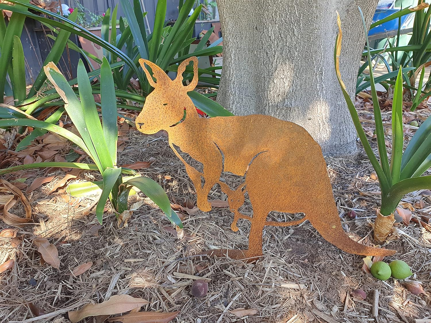 Kangaroo Garden Stake - Australian Made Rusted Metal Garden Art image number 4