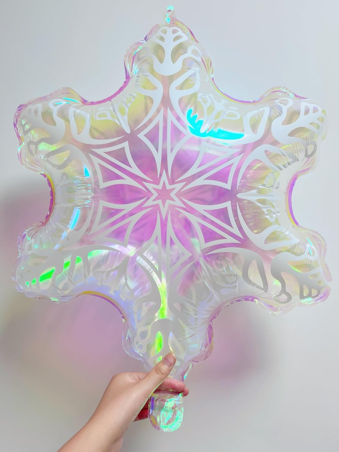 5Pcs Iridescent Snowflakes Balloons for Holiday, 23 Inch Snowflakes Balloons for Wonderland Birthday, Winter Themed Party, Holographic Groovy Party (Snowflake-5Pcs)