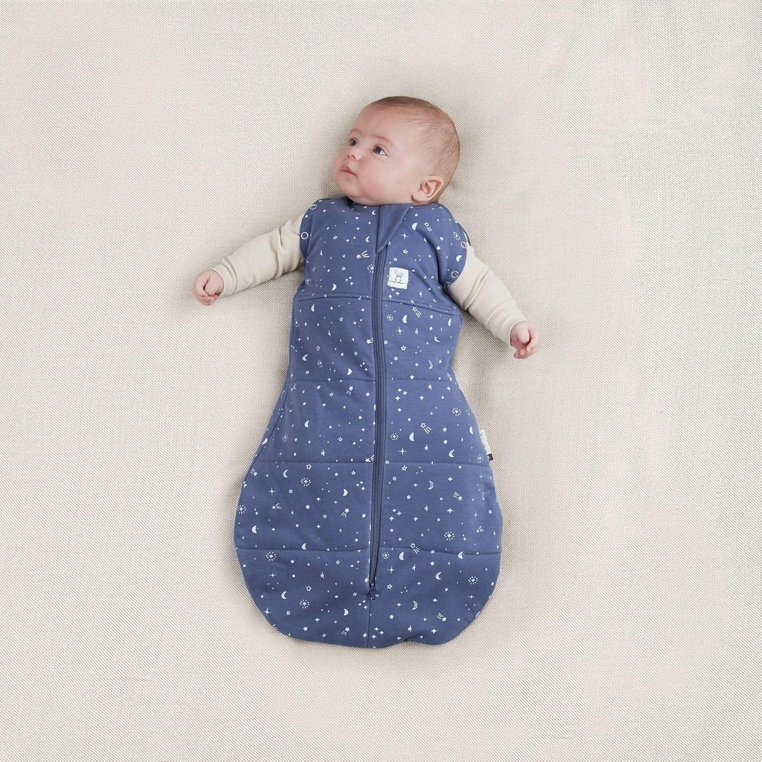 Ergopouch 2.5 TOG Cocoon Swaddle Bag, 3-6 Months, Night Sky Print &ndash; Organic Cotton, Two-Way Zip, Arms In/Out, Warm & Comfortable, Ideal for Room Temperatures (15&ndash;21&deg;C) image number 1