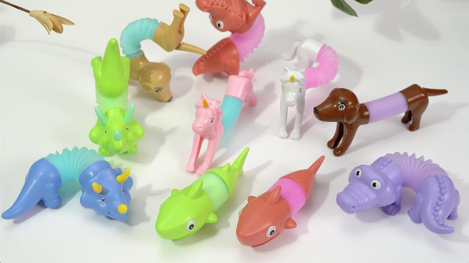 9 Pieces Pop Tubes Robot Mixed Animal Gift Box, Shape Changing Telescopic Fidget Toys, Sensory Tubes for Toddlers, Girls and Boys (Regular) image number 5