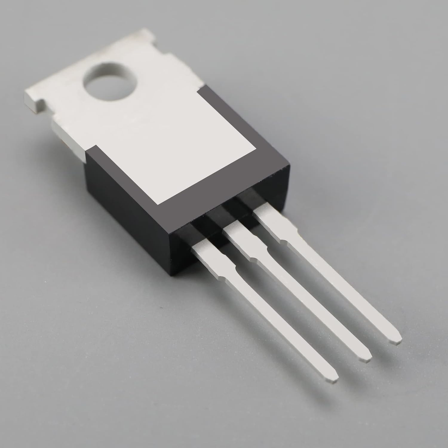 Ecsing 20PCS IRLZ34N MOSFET Transistor N-Channel ESD Rated TO-220 30A 55V 3Pin International Rectifier Power for Electronic Switch Controllable Rectifier image number 2