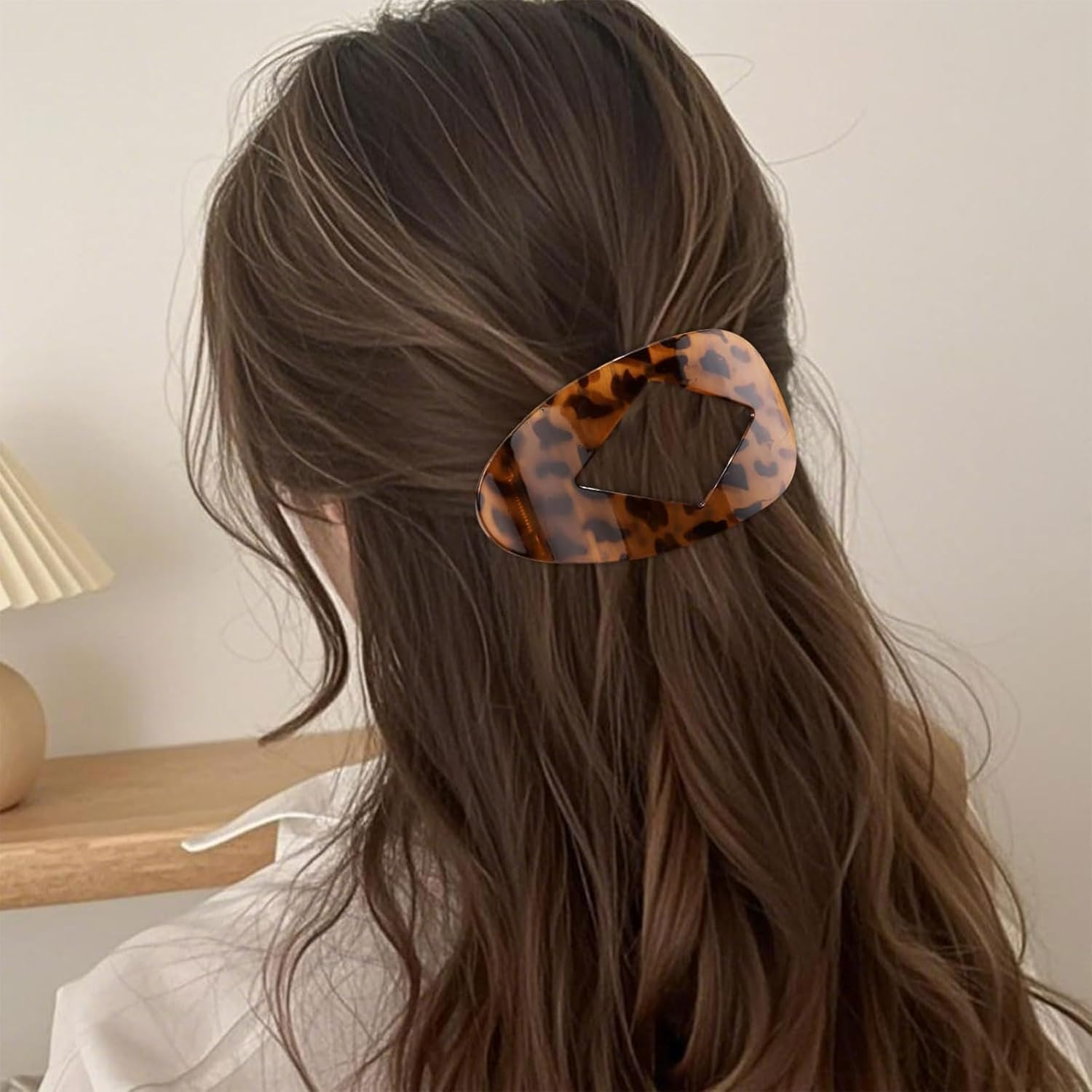 Muorruo 6 Pieces Leopard Print Flat round Hair Clips Oval Claw Clips for Thick Medium Thin Hair Non-Slip Hair Clips with Strong Hold Duck Bill Accessories image number 3