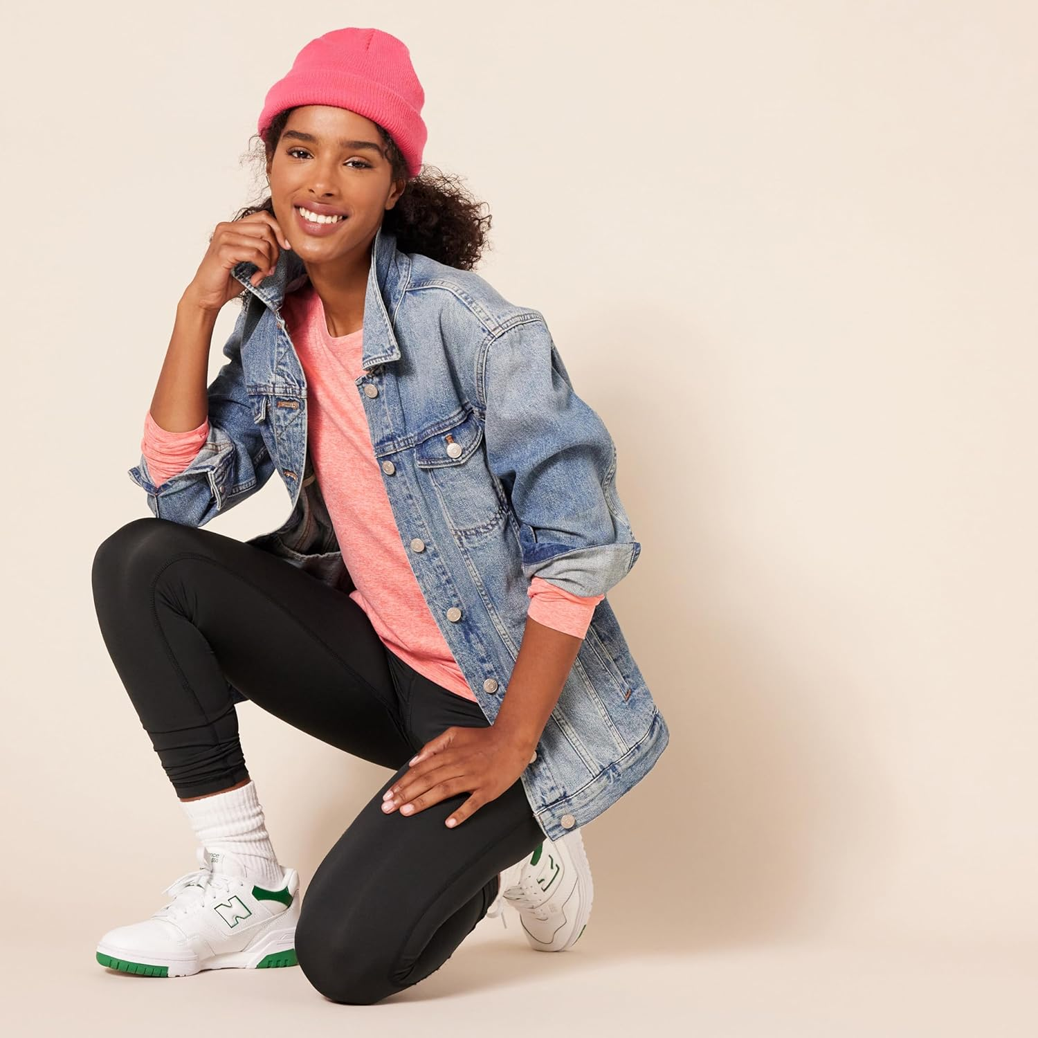 Amazon Essentials Women'S Brushed Tech Stretch Long-Sleeve Crewneck Shirt image number 4