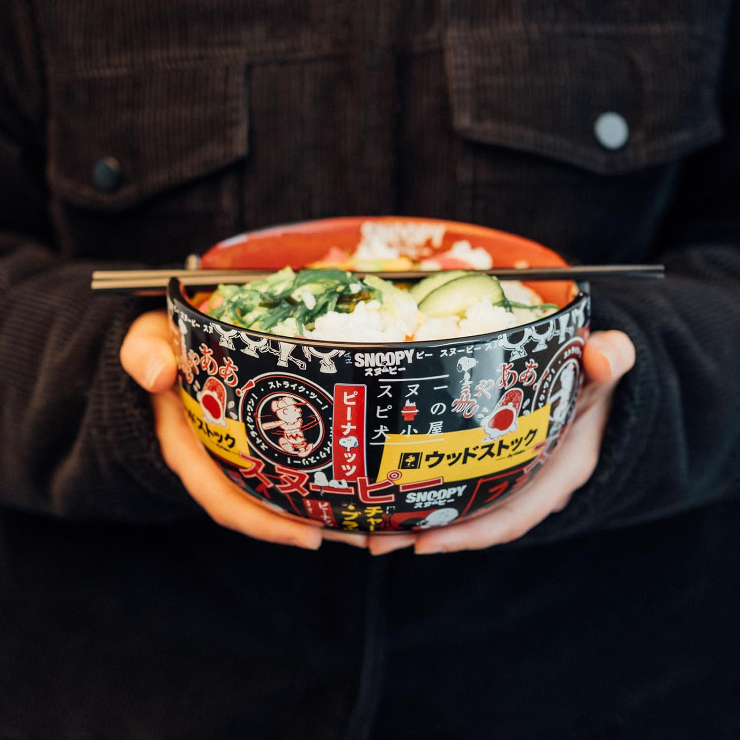 Grupo Erik Ramen Bowl Snoopy Ceramic Bowl 9 X 16 Cm 900 Ml with Sticks for Eating - Official Peanuts Snoopy Gifts Merch