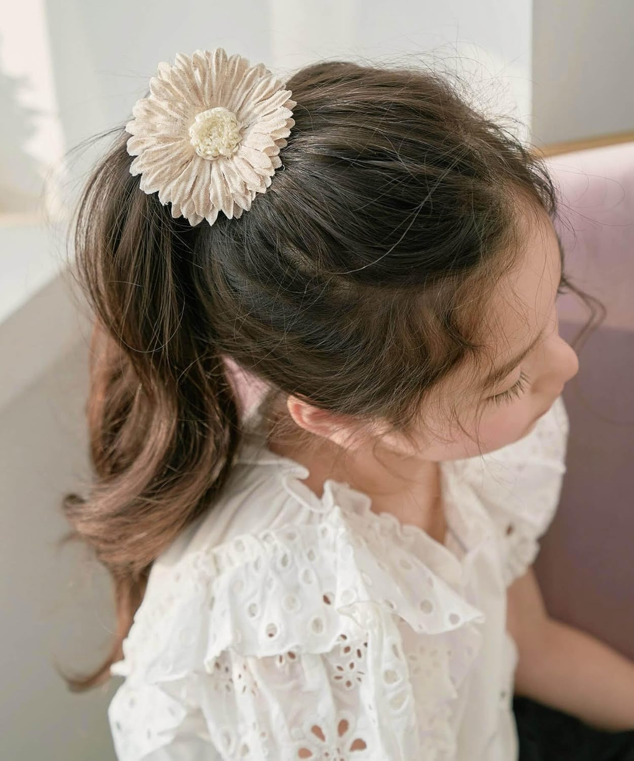 [Laura] Hair Accessories Cottage Flower Hair Elastic for Girls Diameter: 3.1 Inches (8 Cm) (Because It Is Handmade, There May Be Minor Errors.), Beige, 直径：8Cm (ハンドメイドですので細かな誤差が生じることがあります。予めご了承ください。) image number 4