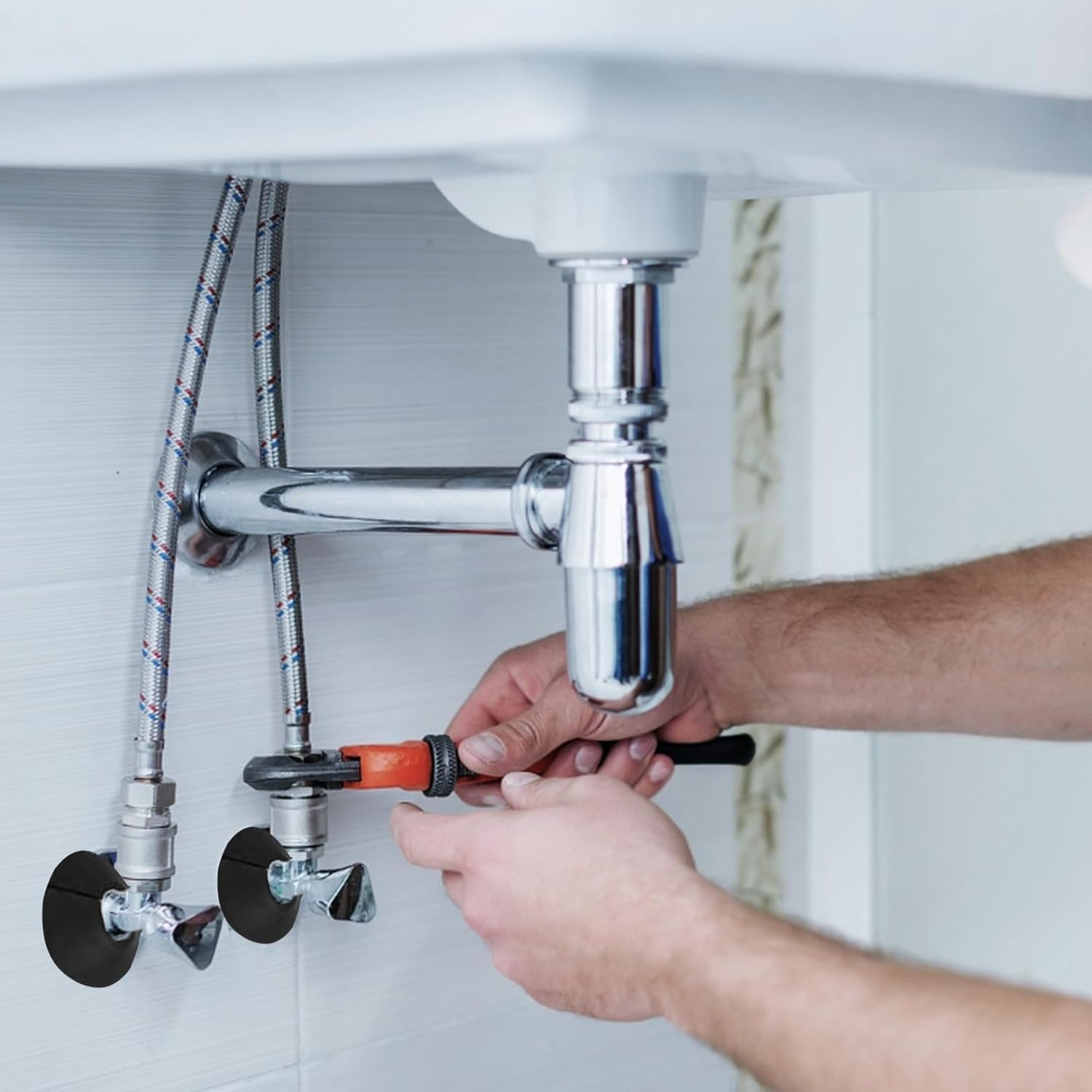 NAYAGOGO 4 Pcs Radiator Pipe Covers & Collars, Black Radiator Pipe Covers