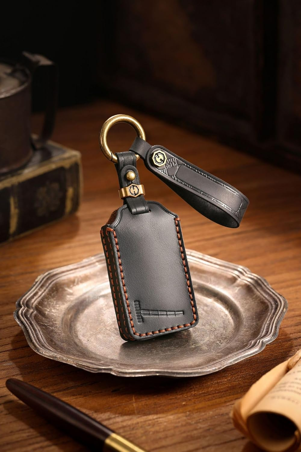 HIBEYO Fit for 2025 Volvo Leather Key Fob Cover Compatition with Volvo EX30 EX90 for Polestar 3 4 Polestar3 Polestar4 2025 NFC Accessories Smart Remote Auto Key Shell with Keychain(Black) - Black image number 4