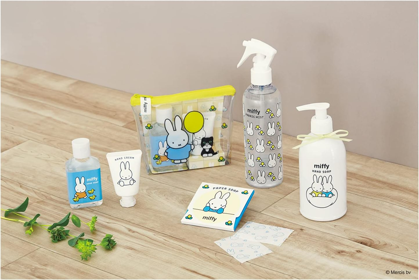Global Product Planning Miffy Mini Hand Soap and Hand Cream Set (Present, Gift, Women, Men, Popular, Thank You, Birthday, White Day Pouch) image number 6