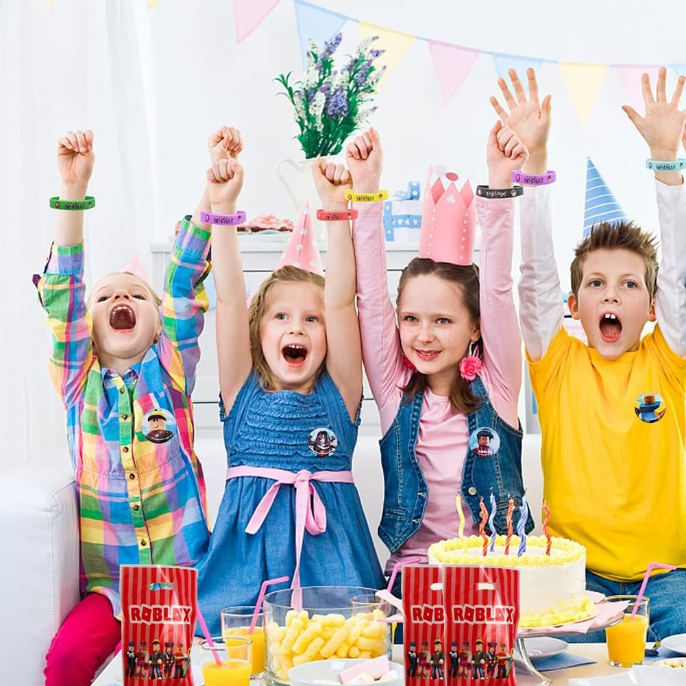 Key Ring Toy, Keyring Set, Roblx Coloured Silicone Bracelets (12), Key Ring (6), Gift Bags (10), Party Accessories for Children'S Birthday, Game, Theme Party image number 2