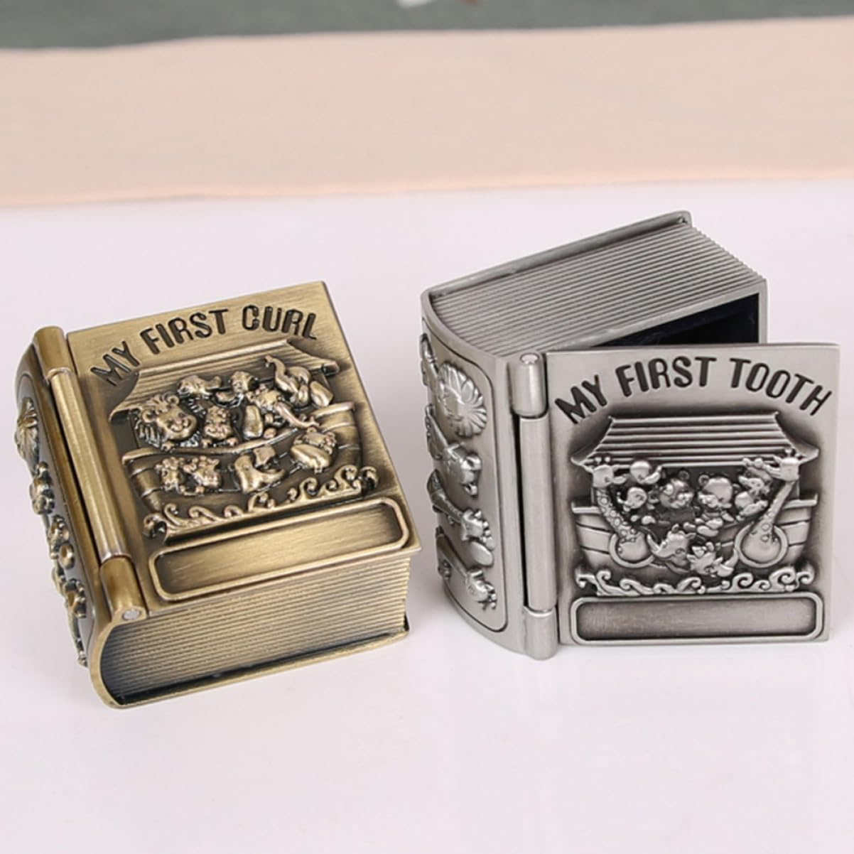 1 Pair Fetal Hair Holder Tooth Keepsake Box Treasure Organizer for Memories for Birthdays Holidays Unique Design for Storing image number 2