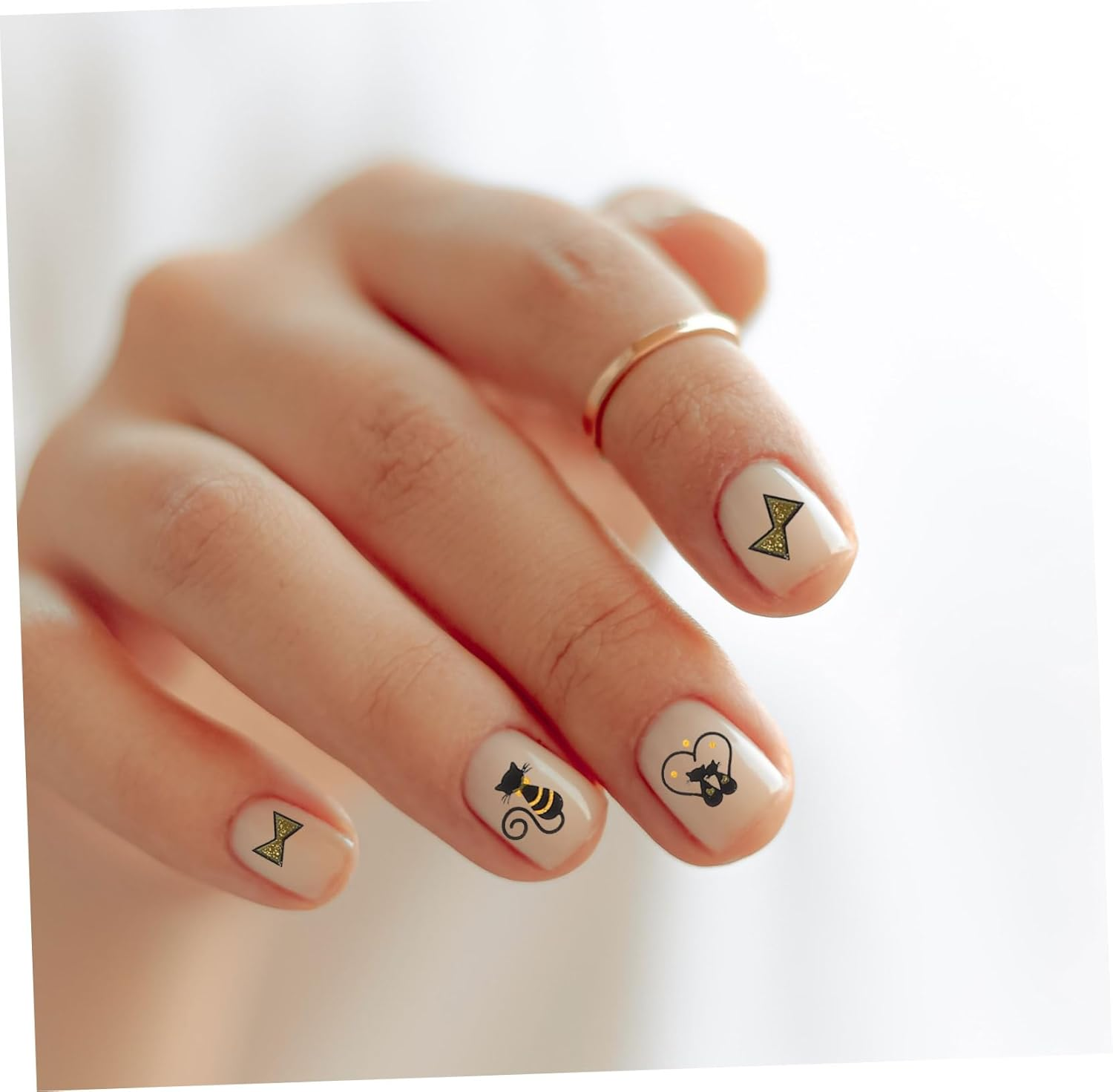 SOLUSTRE 16Pcs Simulation Nail Decals Self-Adhesive Adorable Animal Pattern Nail Art Stickers for DIY Home Party Use image number 4