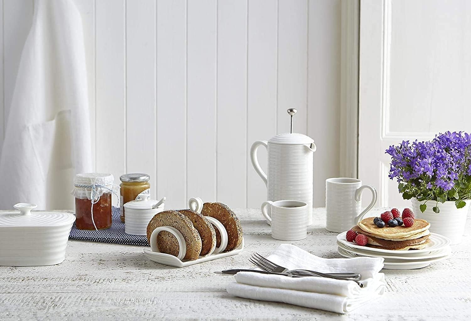 Portmeirion Sophie Conran White Covered Butter Dish | Butter Keeper with Lid for Countertop | Made from Fine Porcelain | Microwave and Dishwasher Safe image number 5