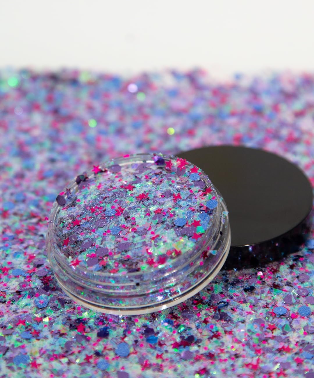 Unicorn Strobe Chunky Glitter // Karizma Beauty for Face and Body Festival Sparkles 10G - Platinum image number 5