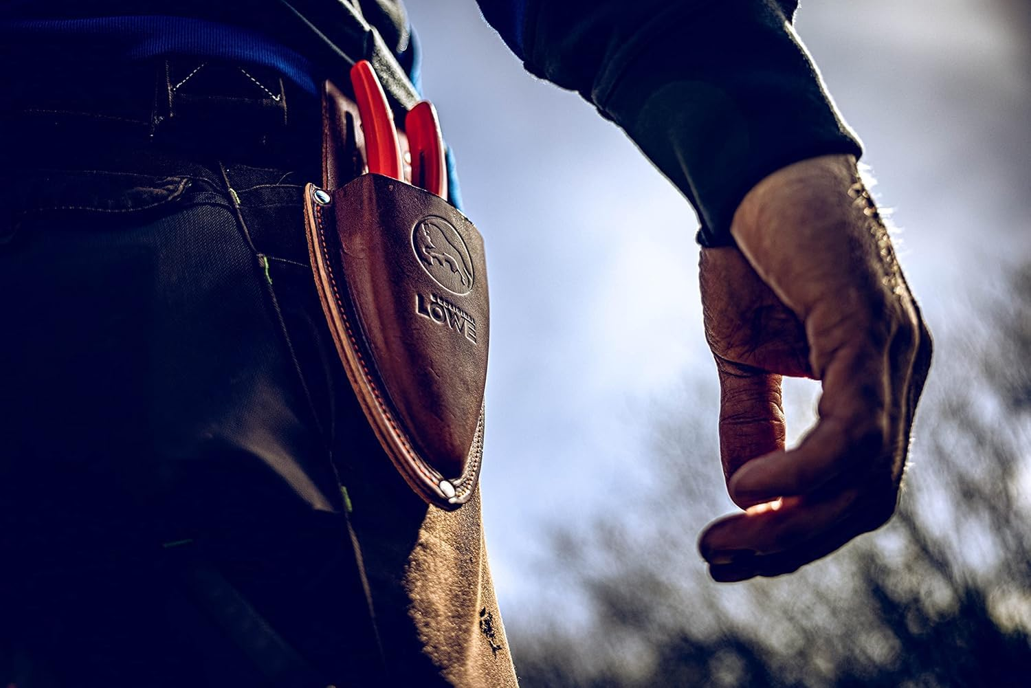 Original L&Ouml;WE Leather Premium Holster - 9809 | Belt Bag Brown for Secateurs with Belt Clip for Storage on Belt or Trouser Pocket | Made in Germany | 100% Genuine Leather image number 5