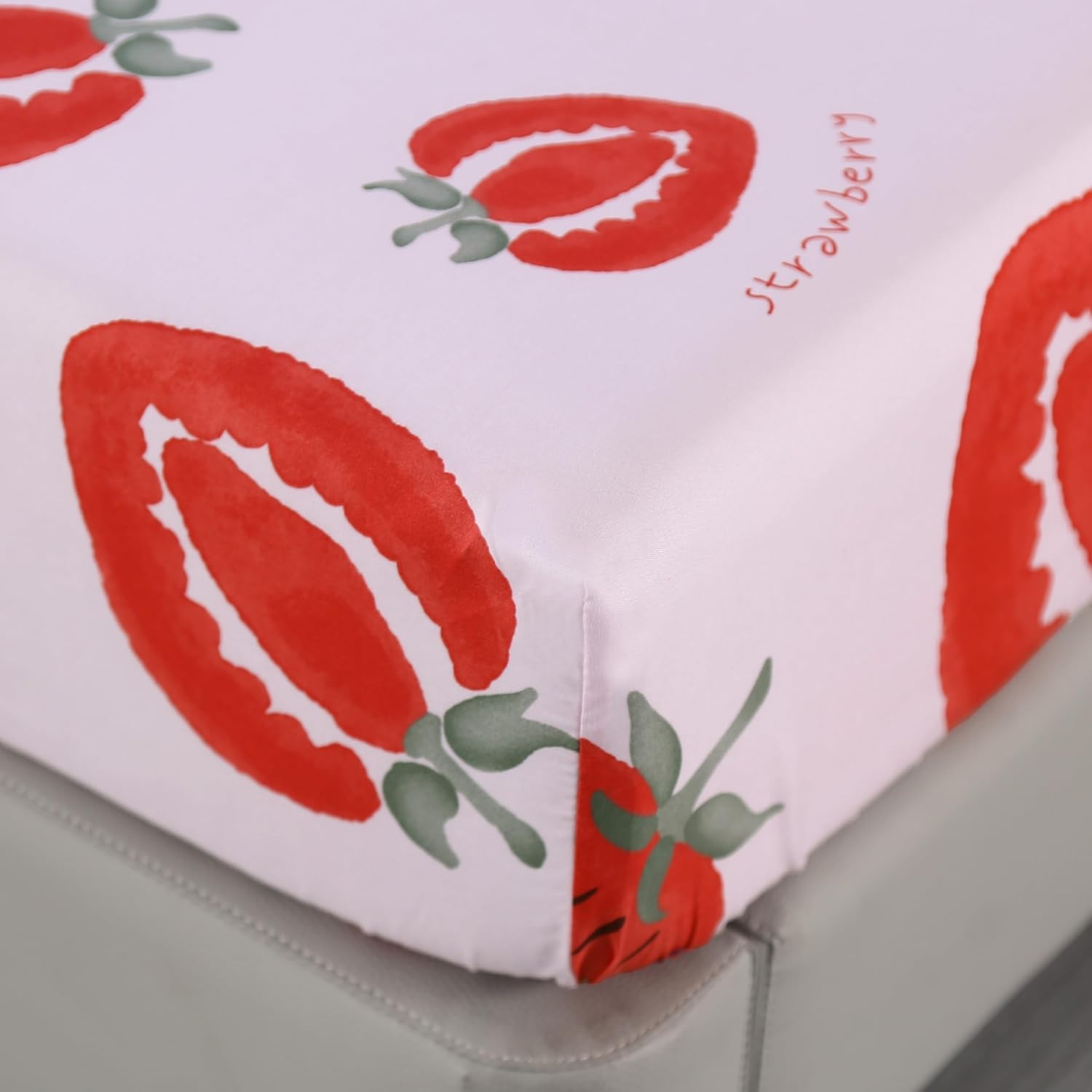 SDIII 4PCS Pink Strawberry Sheets Set Twin, Soft Microfiber Strawberry Sheets Twin Size, Cute Fruit Bedding Sheet Set for Girls Boys Kids and Teens image number 5