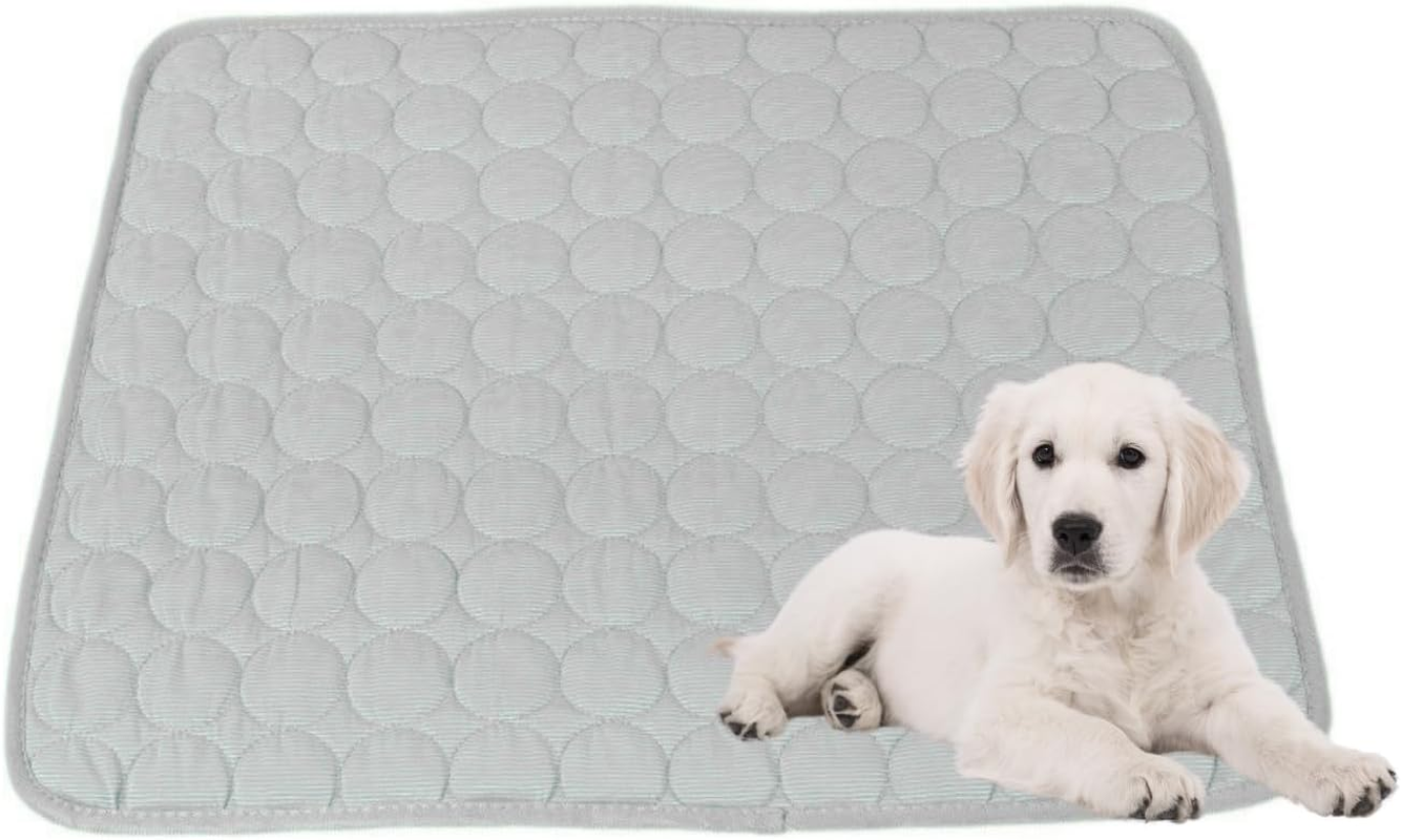 Pet Cooling Mat &ndash; Soft, Breathable Cooling Fabric, Temperature-Regulating Dog & Cat Cooling Pad, Washable, Non-Toxic, Ideal for Summer Heat Relief (S)