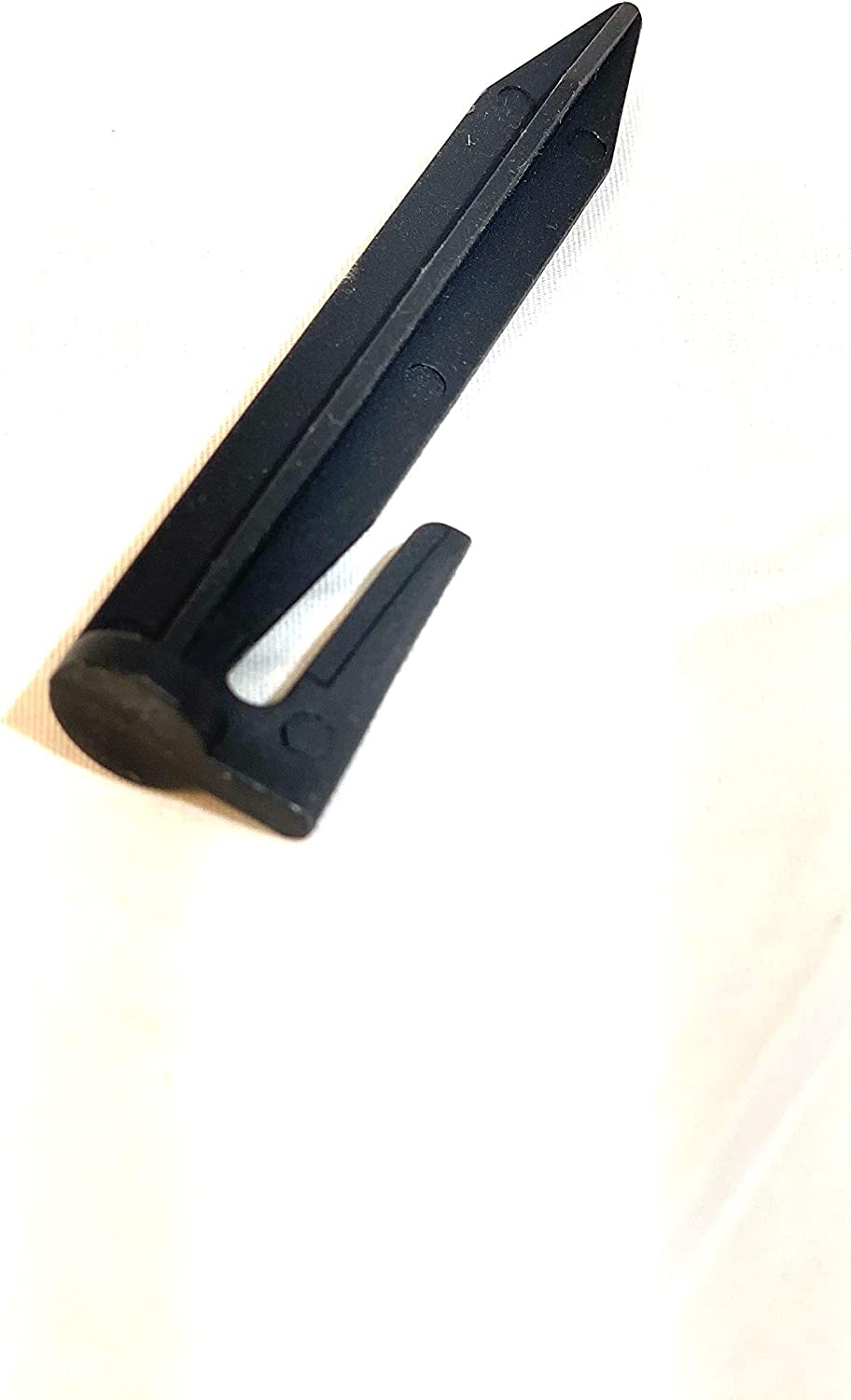 Emberg (100 Count) Plastic Boundary Wire Stakes Lawn Pegs Landscape Staples for Robomow Mower, Husqvarna Automower, Worx Landroid, Pet Fence, for Use in Garden Lawn Fence image number 5