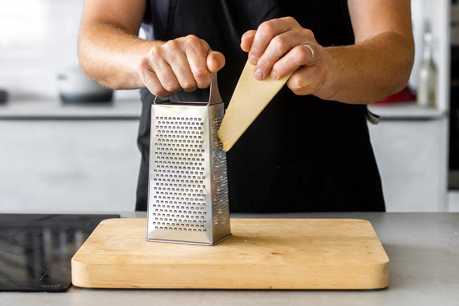 Masterclass Acid-Etched Stainless Steel Box Grater with Handle, 24 Cm (9.5"), Silver image number 6