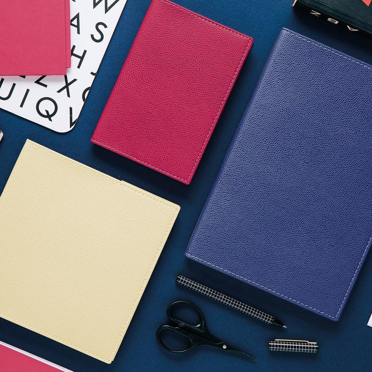 Quo Vadis - Spiral Bound Calendar - 2025 - Eur&eacute;quart - Weekly Diary - French - Club - Blue - 13 Months from December to December - 24 X 30 Cm - Clairefontaine Paper White - Made In