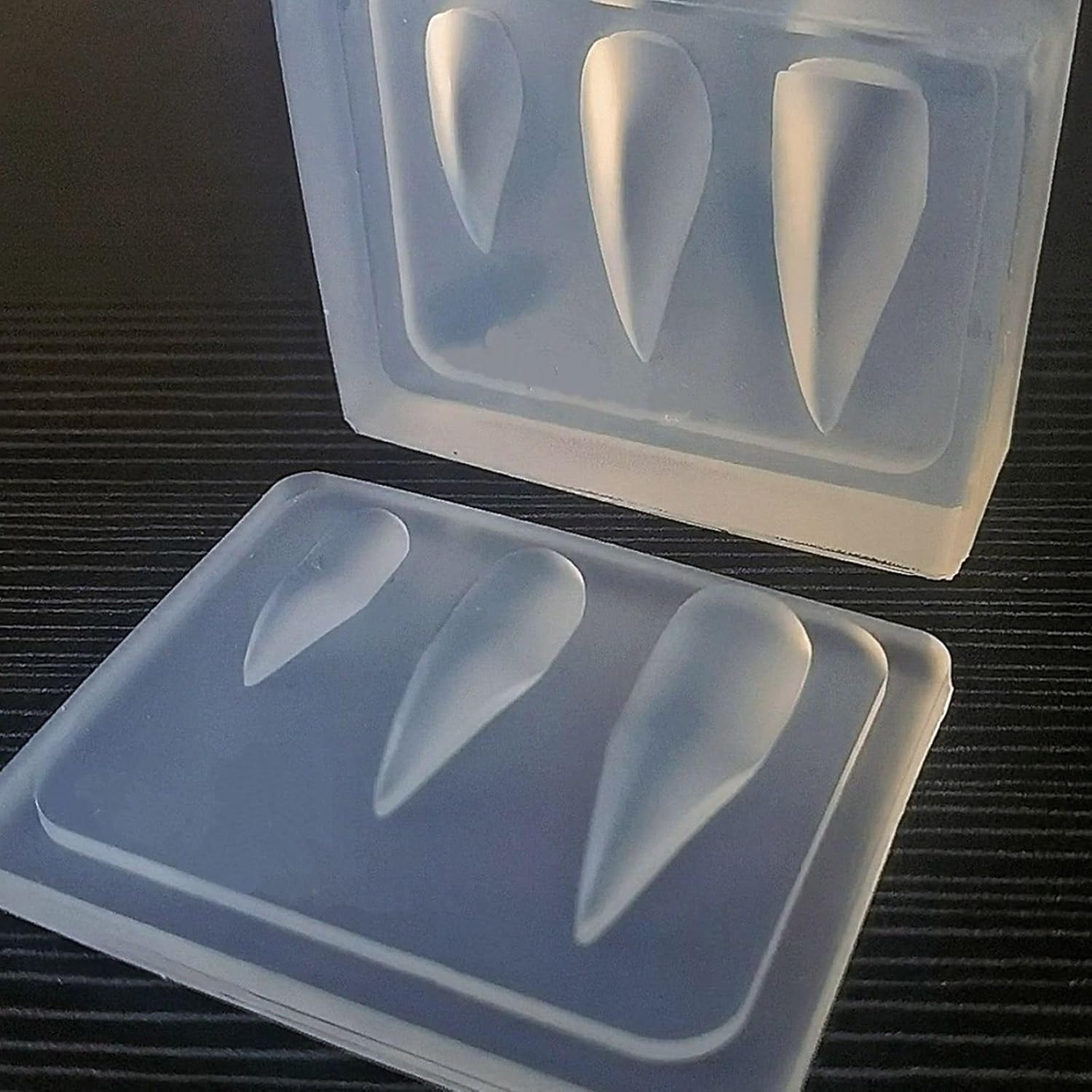 Dragon Claw Silicone Nail Mold - Precise Stamping Template for DIY Nail Art, Reusable Carving Tool for Home Salon & Professionals, Ideal for Nail Enthusiasts image number 6