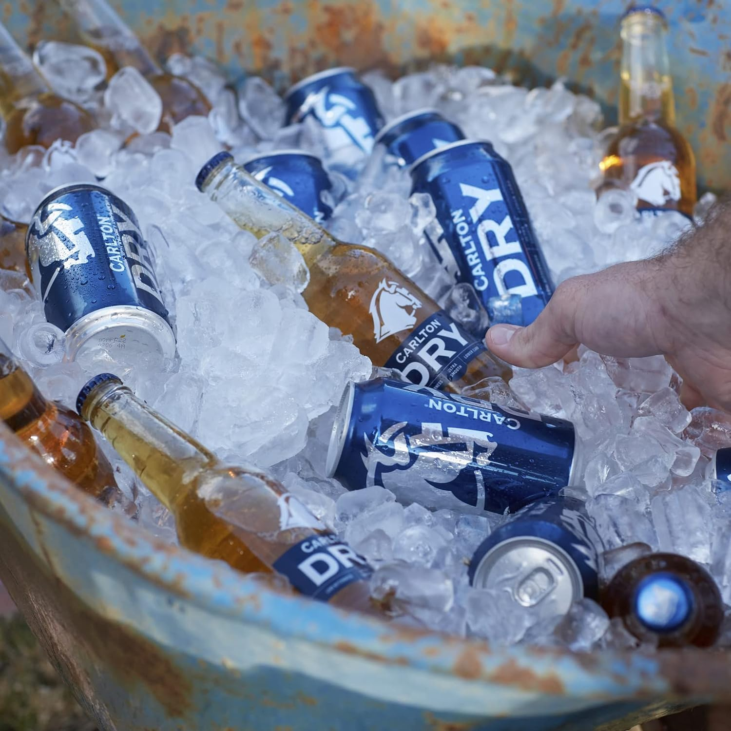 Carlton Dry, Low Carb & Full Strength Beer, Crisp & Refreshing Finish, Classic Australian Lager, 4.5% ABV, 375Ml (Case of 24 Cans)