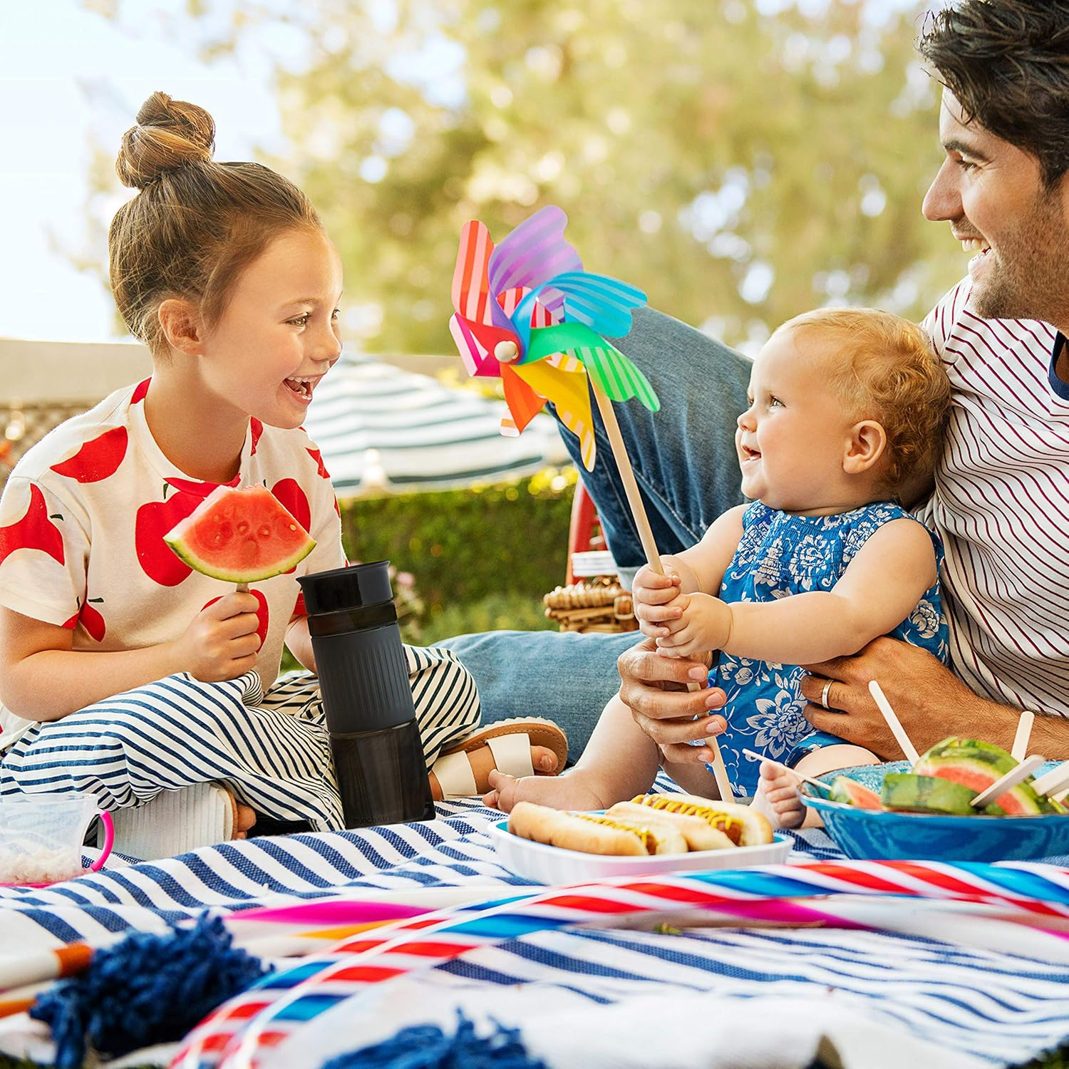 Munchkin&reg; Miracle&reg; 360 Cup Parent Pack, 24 Ounce Spill Proof Sippy Cups, Black and White, 2 Pack &ndash; Great for Toddlers, Big Kids or Adults image number 6