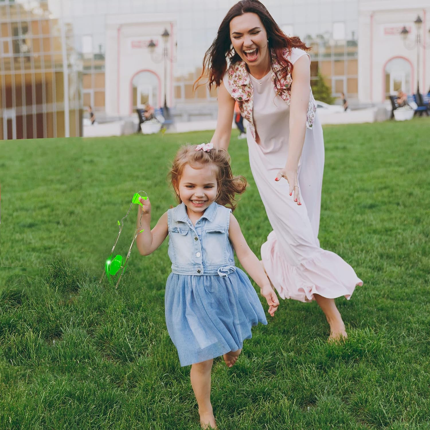 Haconba 6 Packs Retro Light up Gyro Wheels Flashing Gyro Wheel Magic Rail Twirler Magnetic Yoyo Fun Gift for Boys and Girls, 3 Colors