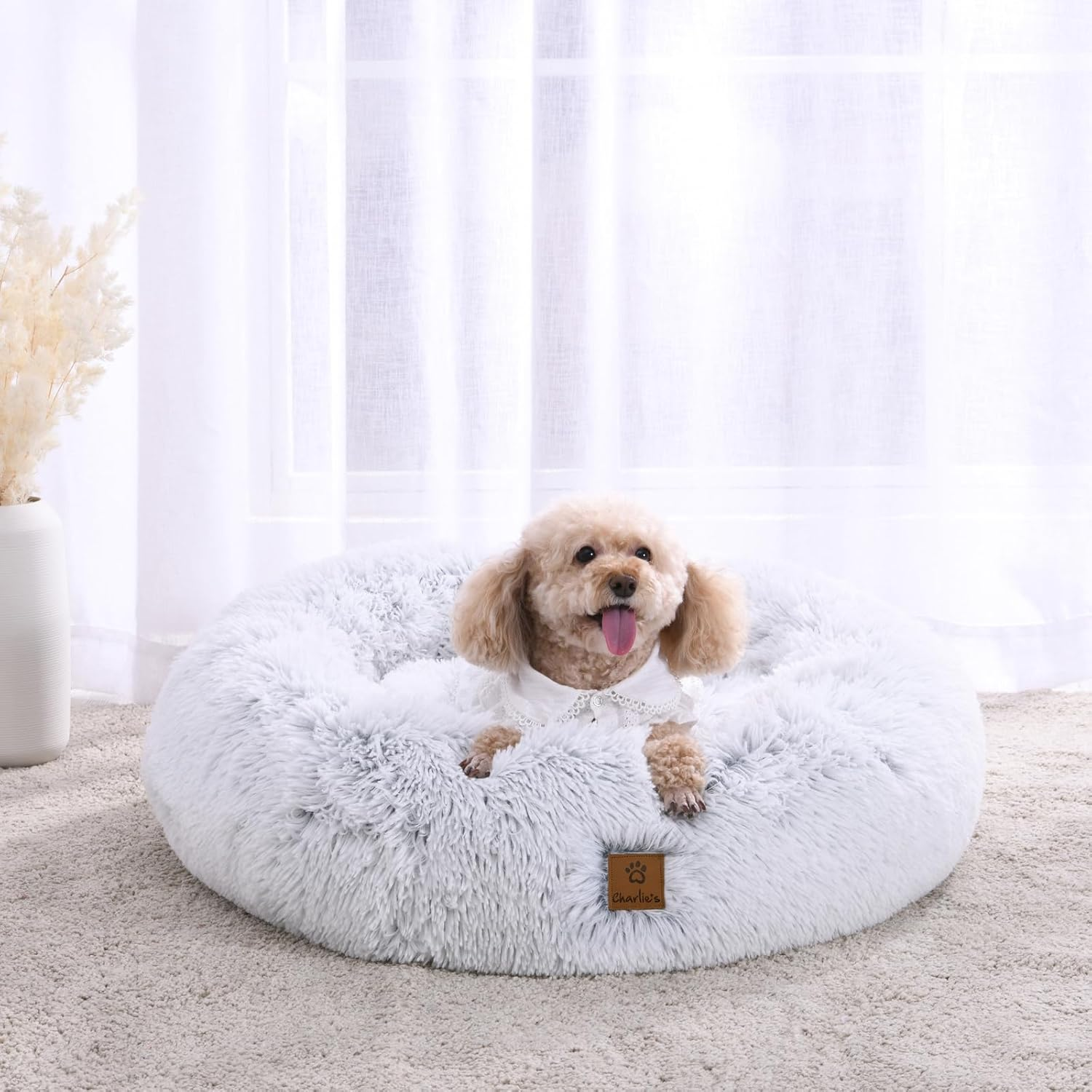 Charlie'S Shaggy Faux Fur Donut Calming Dog Bed Dog Cat Luxurious Faux Fur - Artic White Chinchilla Medium Diameter 76 Cm X Height 23Cm image number 3