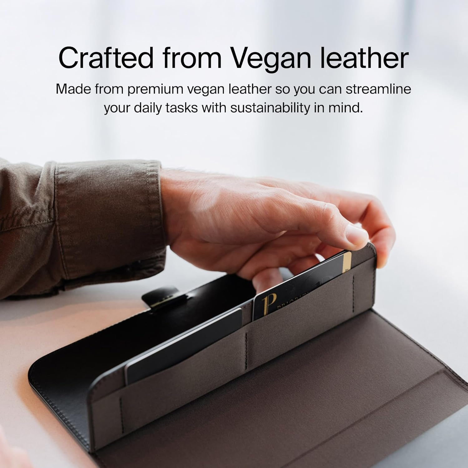 Orbitkey Compendium &ndash; Premium Vegan Leather & Recycled Fabric &ndash; Leather-Free Notebook Cover - Elastic Cord Closure, Hidden Card Slots & Pen Holder &ndash; Professional Organiser & Document Folio (Black, A4) image number 6