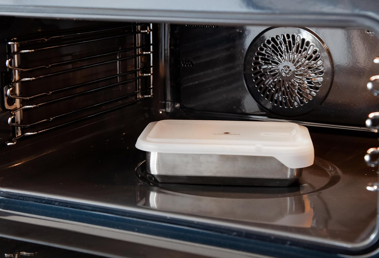 Masterclass All-In-One Stainless Steel Container with Lid, Suitable for Oven, Freezer and Microwave, 1.3 Volume image number 2