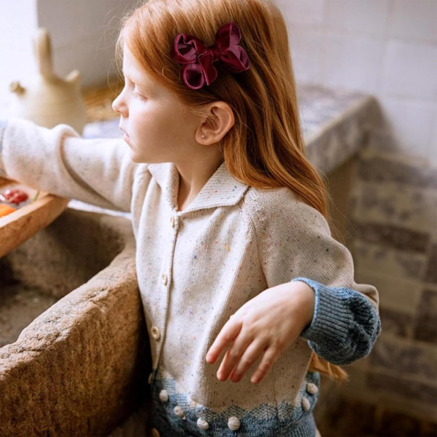 Celblisora Pack of 12 Hair Bows Made of Dark Red Velvet Ribbon, 7.6 Cm, Small, Burgundy, Elegant Bows with Crocodile Clips, Ideal as School Uniform Decoration Accessories image number 5